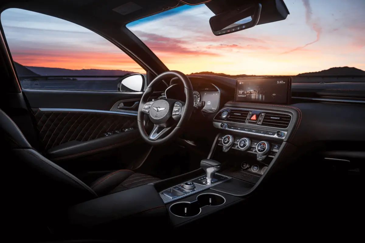 Genesis G70 interior