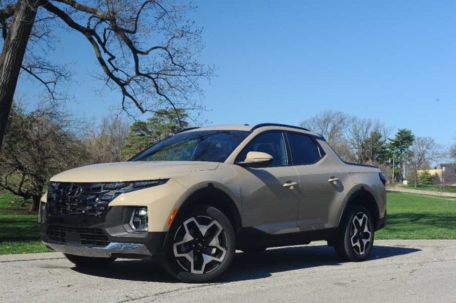 A front view of Hyundai's compact pickup, the 2023 Santa Cruz.