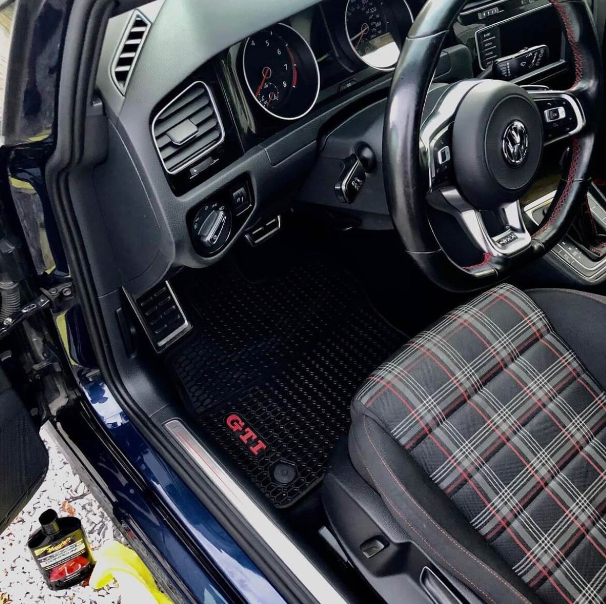 Clark Plaid seats of a used MK7 GTI