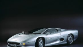 Jaguar XJ220 Silver