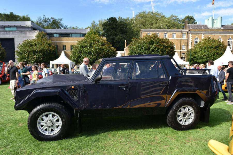 The Lamborghini LM002 is a rare supertruck that Doug Demuro wants.