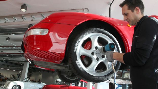 5 Most Common Car Repair and Maintenance Services, Including the Most Expensive