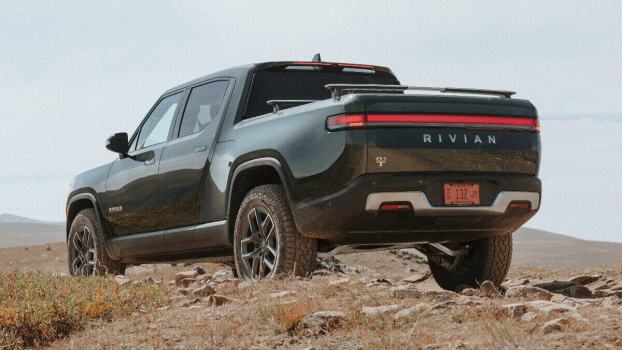 How Popular Is the Rivian R1T Compared to Other Midsize Trucks?