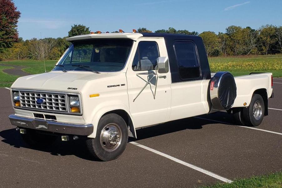 1989 Ford E-350 Centurion Van-Truck profile