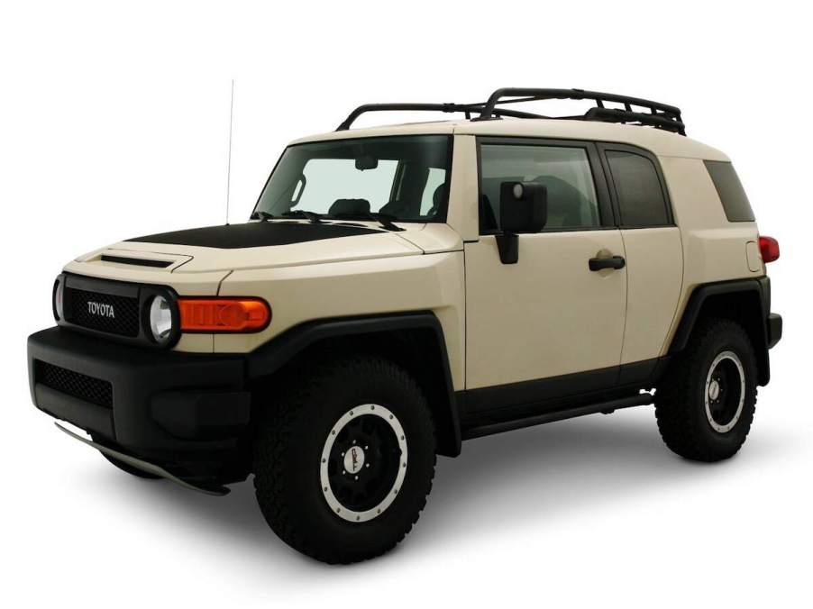 Toyota FJ Cruiser Final Edition (shown: 2008 SEMA Toyota FJ Cruiser Special Edition concept)