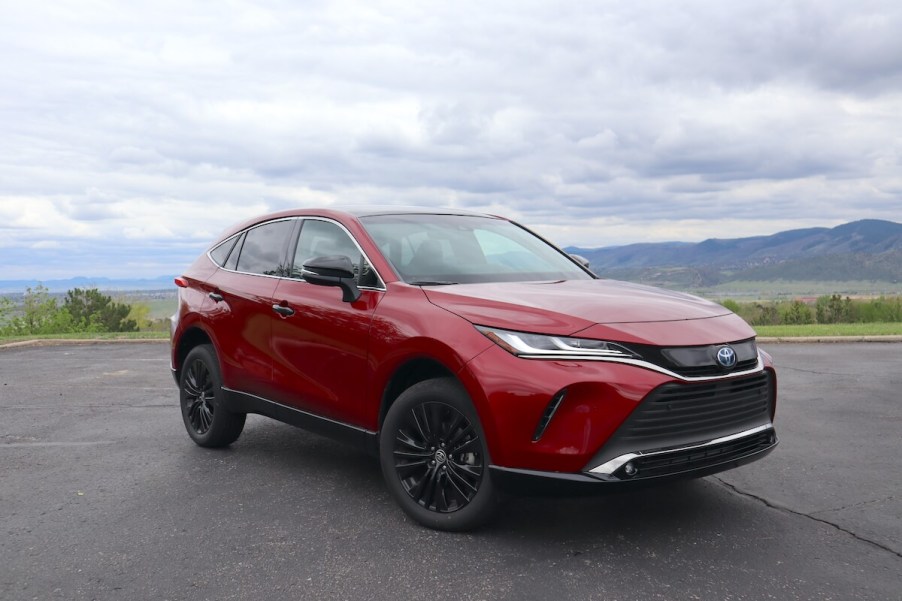 A front view of the 2023 Toyota Venza parked with a view