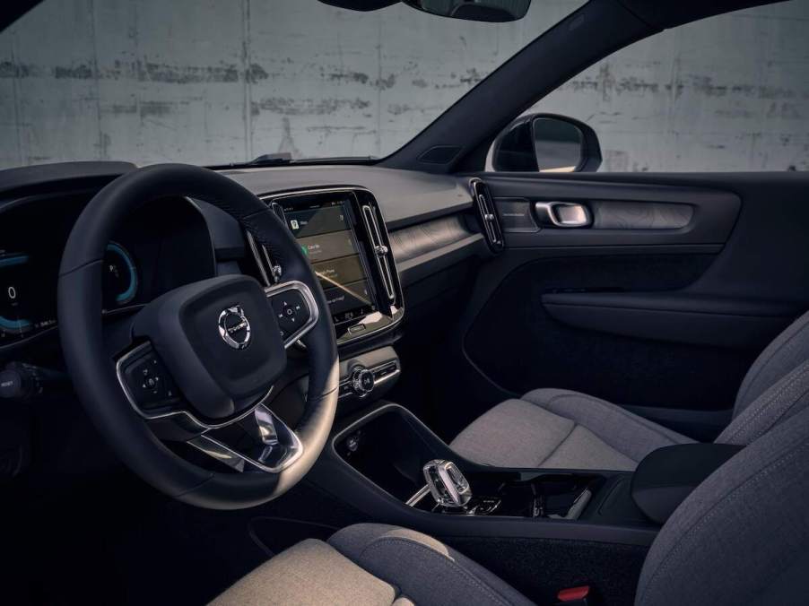 2023 Volvo XC40 interior