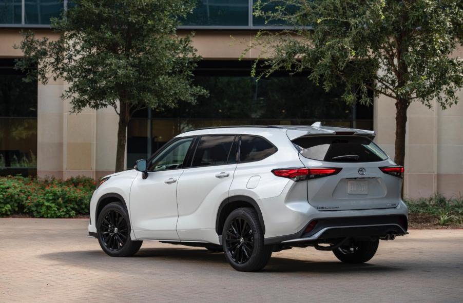 2023 Toyota Highlander is one of the best midsize SUVs