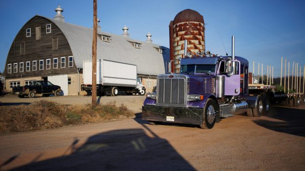 Why Do So Many Semi Trucks Have Pennsylvania License Plates?