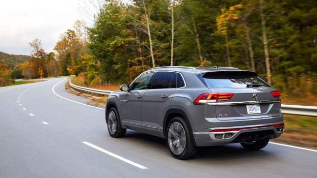 2023 Volkswagen Atlas Cross Sport Shoppers Have Made 1 Trim the Most Popular