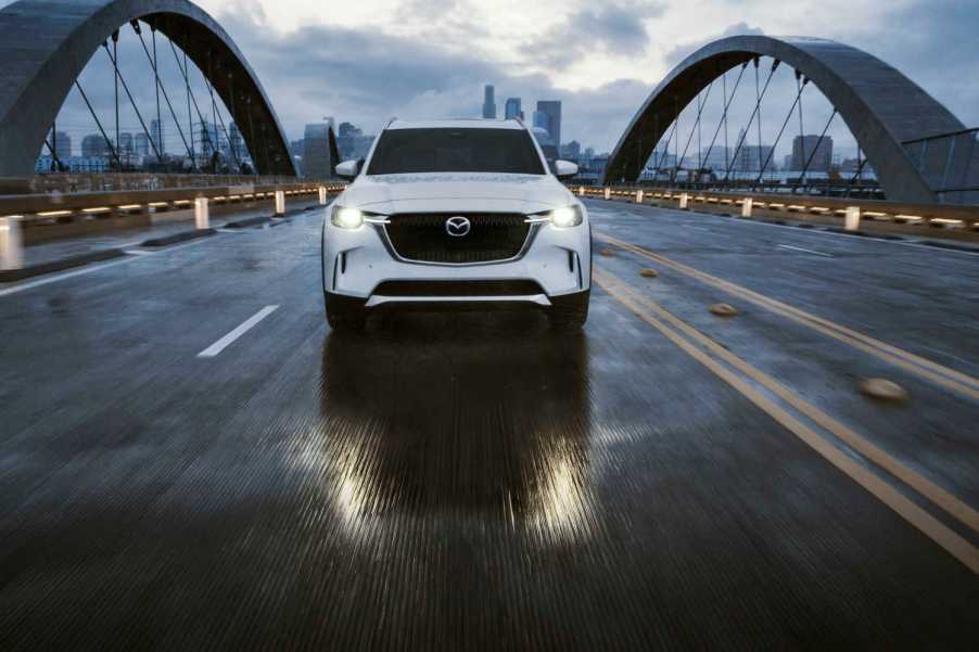 The 2024 Mazda CX-90 leaving the city