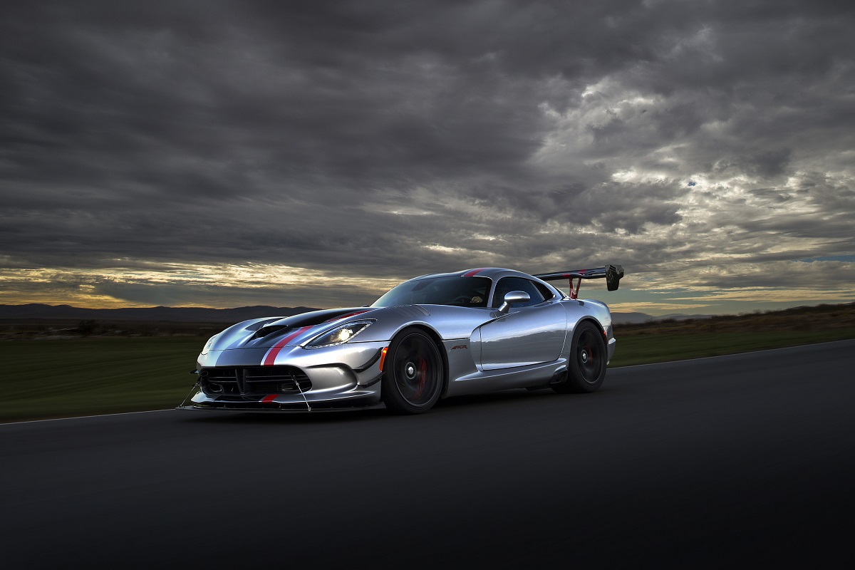 A silver 2017 Dodge Viper ACR corners on a track.