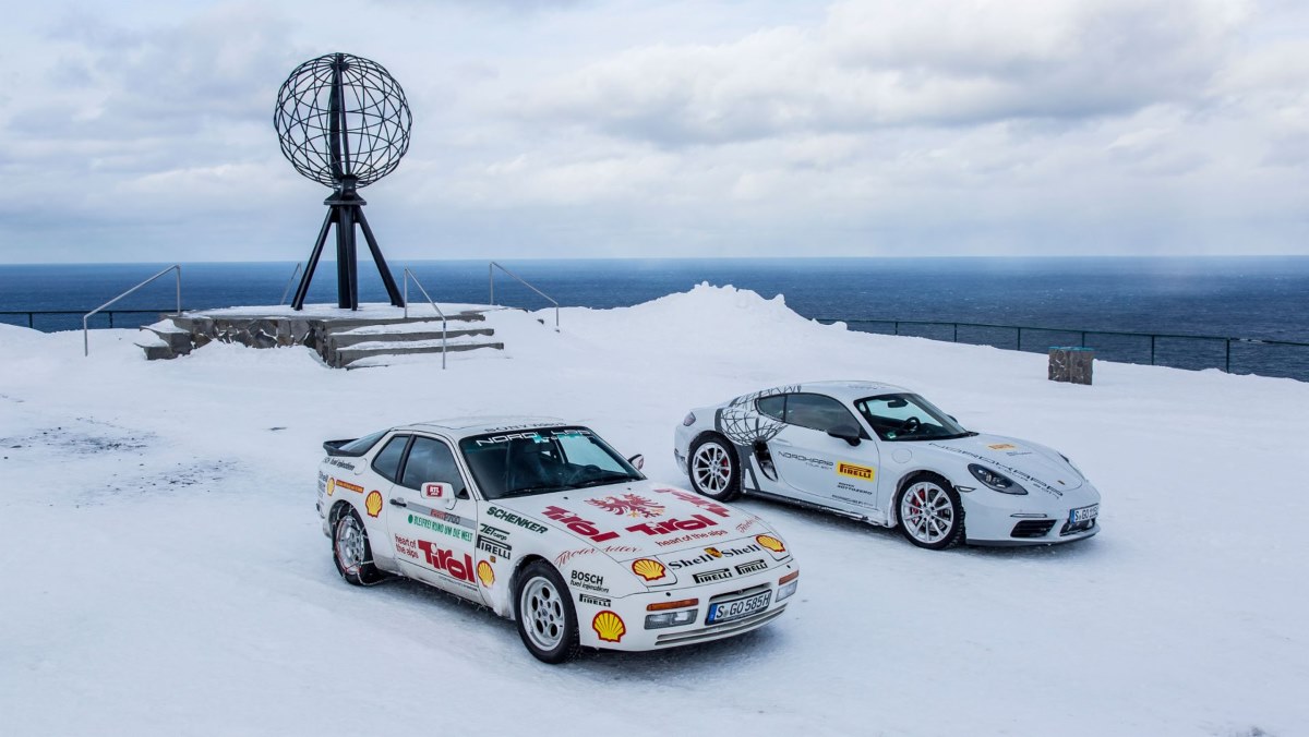 A Porsche 944 and Porsche 718 parked in the snow