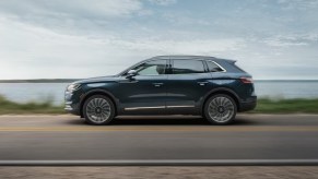 The best midsize SUV is this 2023 Lincoln Nautilus