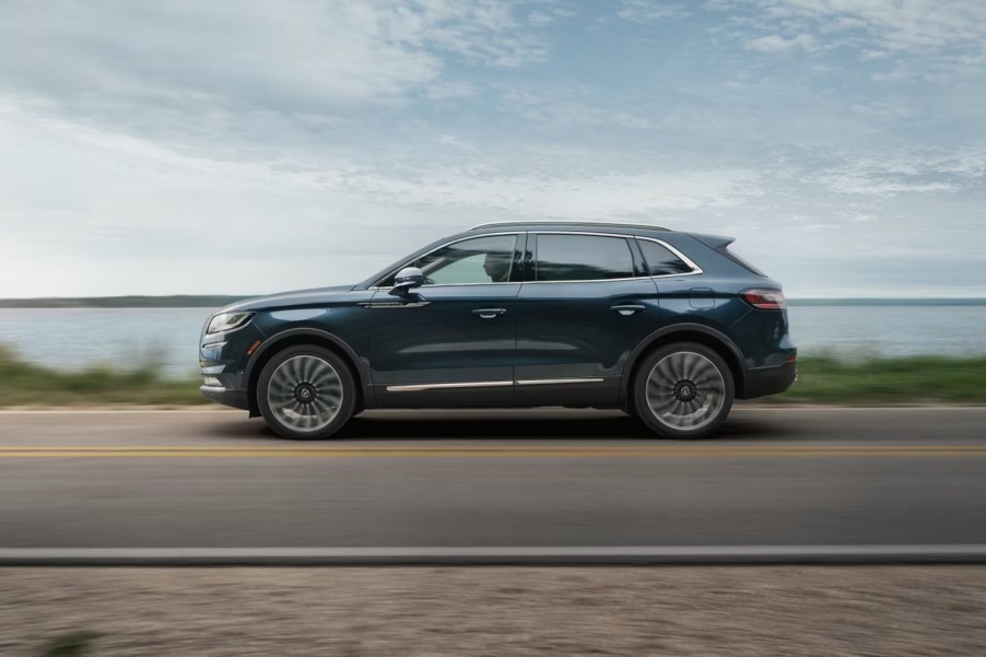 The best midsize SUV is this 2023 Lincoln Nautilus