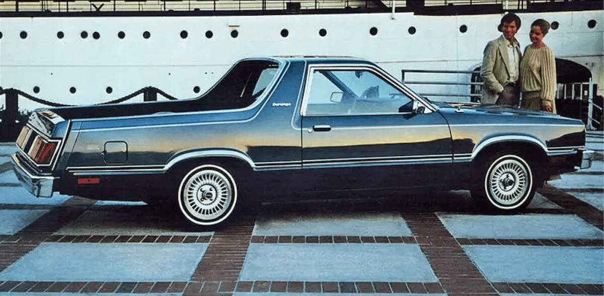 1979 Ford Fairmont Durango rear 3/4 view