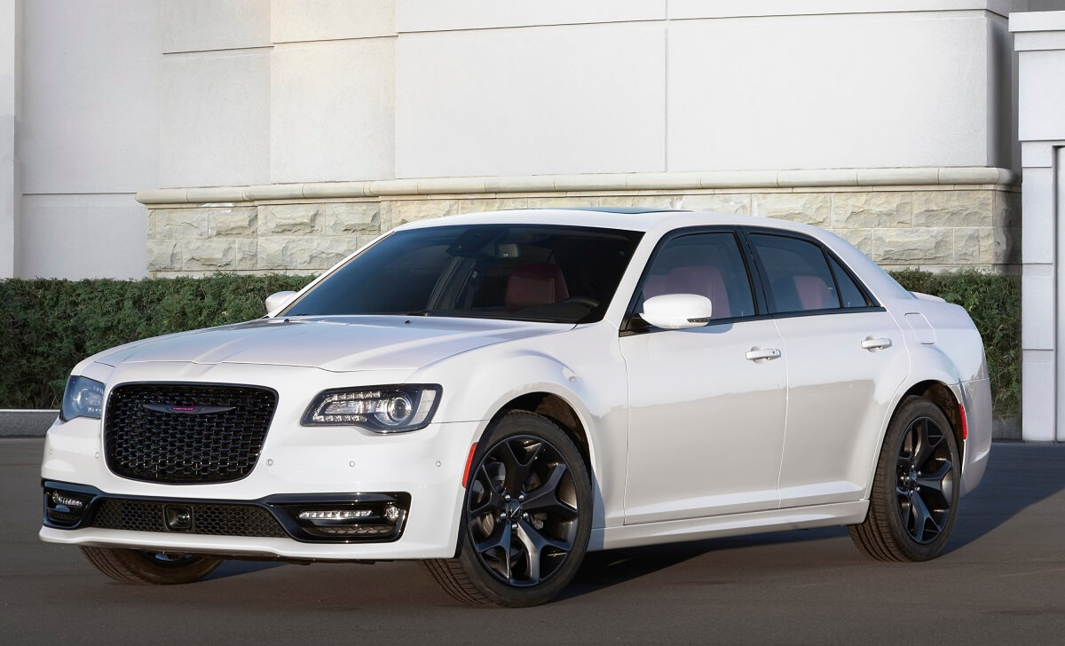 A white Chrysler 300 AWD shows off its familiar fascia. 