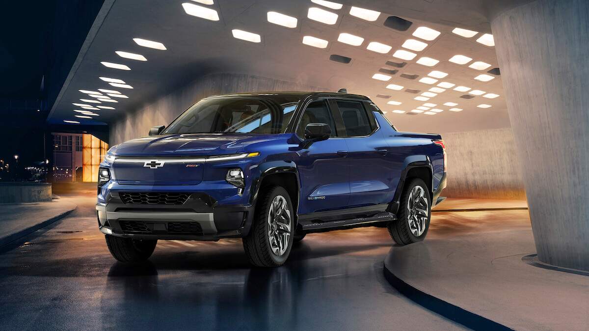 A royal blue 2024 Chevy Silverado EV RST electric truck