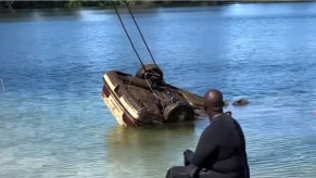 Car pulled from Florida lake