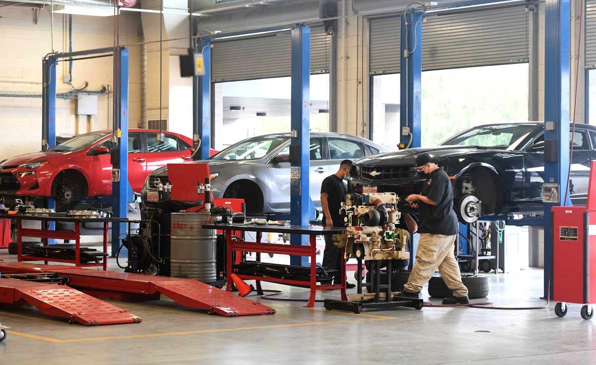 Multiple cars in for maintenance