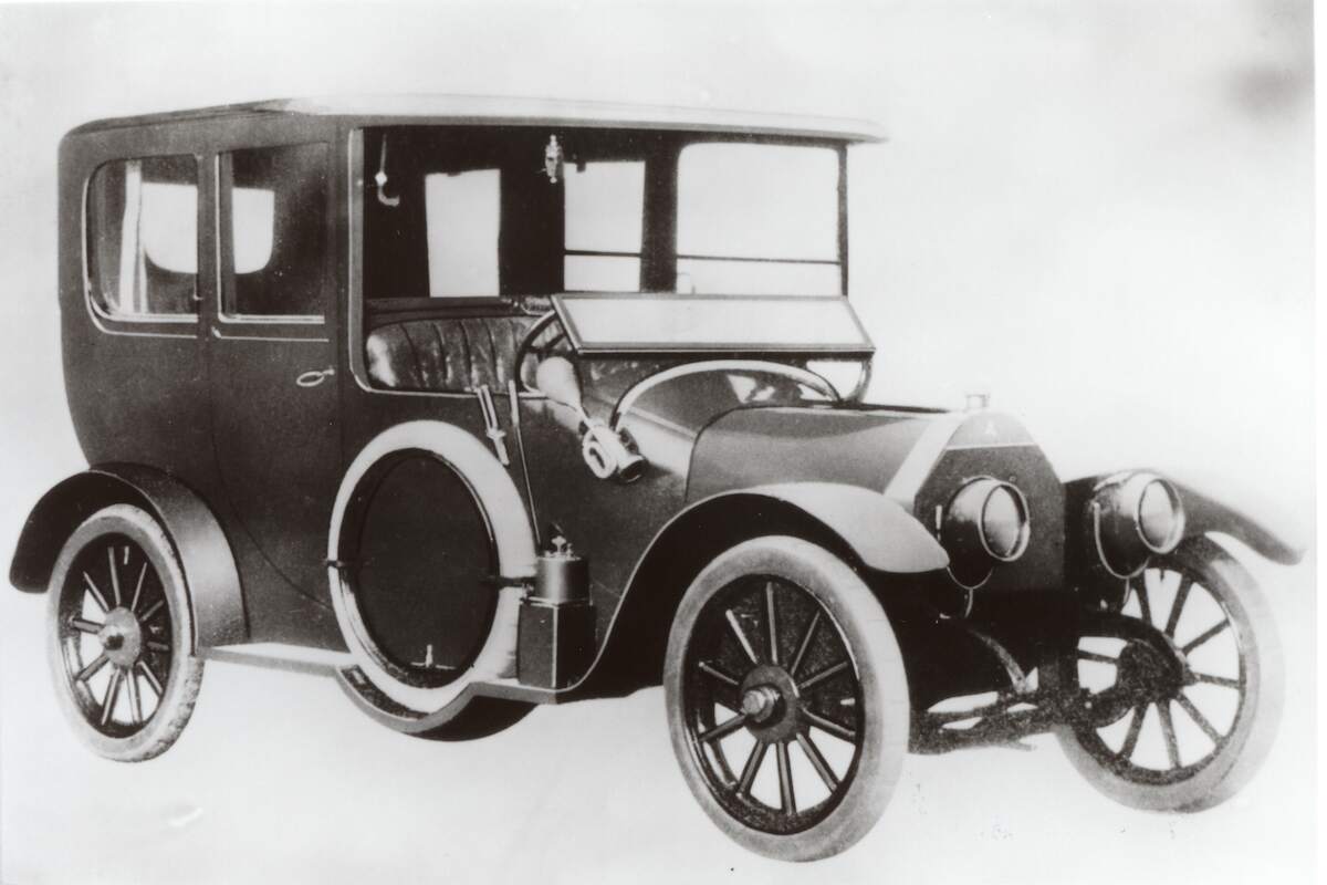 Mitsubishi Model A: The first Mitsubishi car