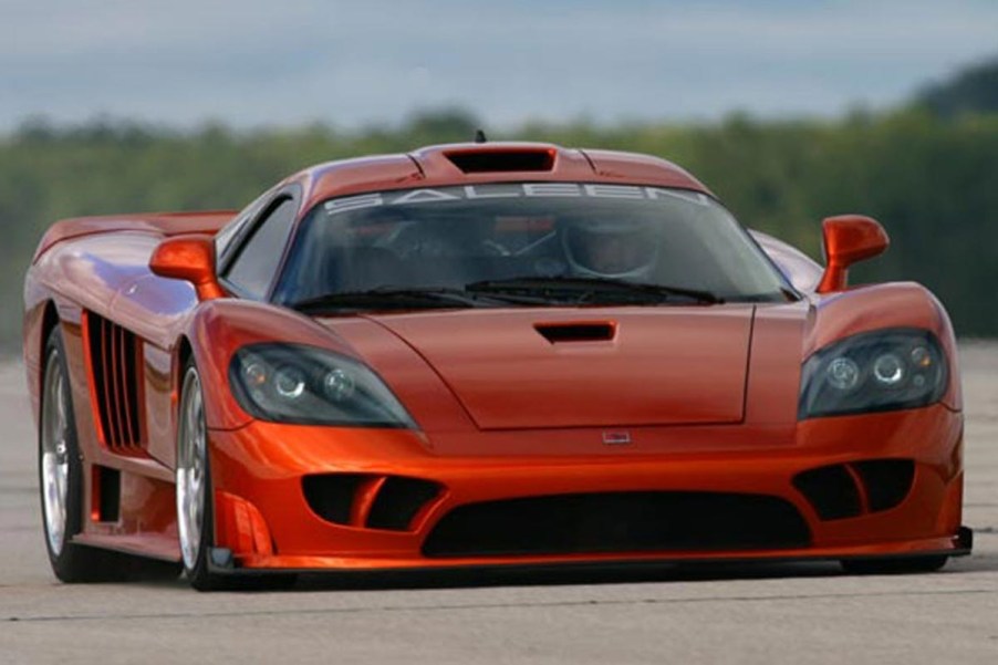 Saleen S7 on track