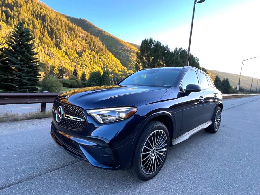 A front corner view of the 2023 Mercedes-Benz GLC 300