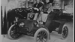 A man proves that you can drive with one eye by driving a car with an eye patch.