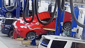 2023 C8 Corvette lift accident