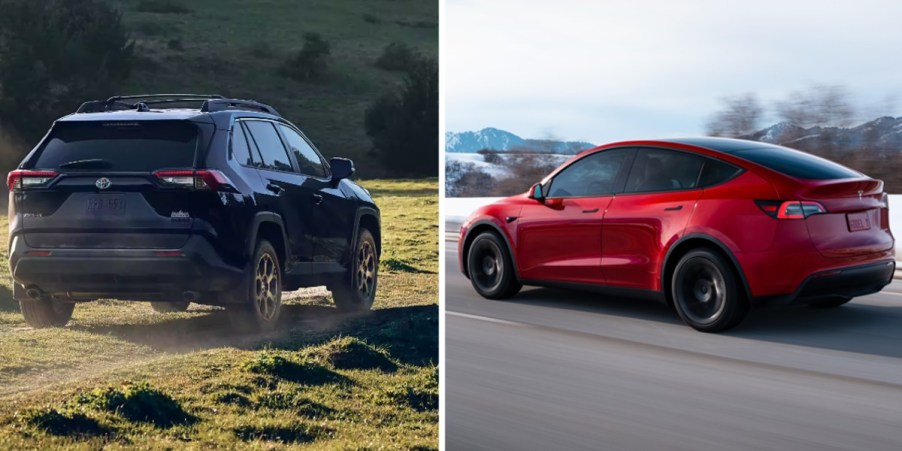 Blue Toyota RAVA4 (L), Red Tesla Model Y (R).