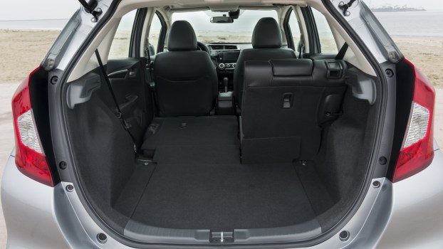 1 Discontinued Honda Hatchback Has More Interior Space Than a Jeep Renegade Compact SUV