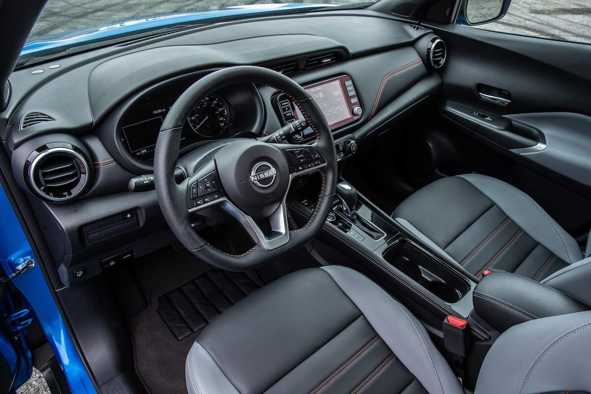 2023 Nissan Kicks interior dashboard