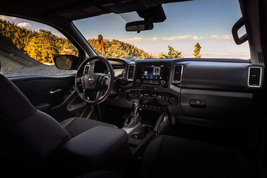 2024 Nissan Frontier Hardbody Edition interior