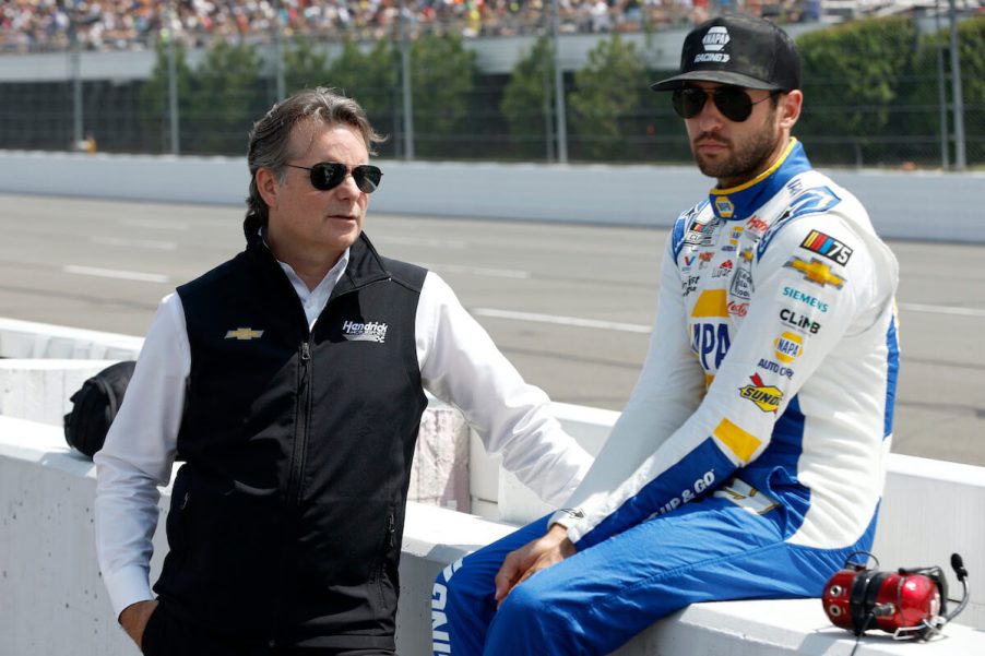 Chase Elliott and Jeff Gordon talk at Pocono