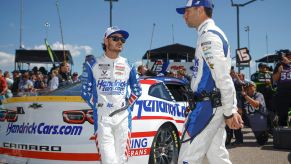 Kyle Larson and Cliff Daniels talk.