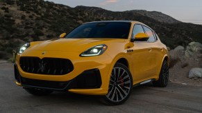 Front 3/4 view of the 2023 Maserati Grecale Trofeo in bright yelllow parked on Cleghorn road in southern California