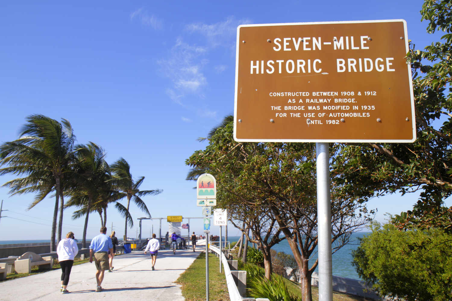 The Seven Mile Historic Bridge sign where Fred lives