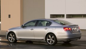 A rear view of the 2008 Lexus GS 350