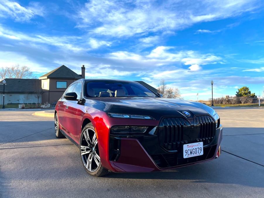 A front corner view of the 2023 BMW 760i