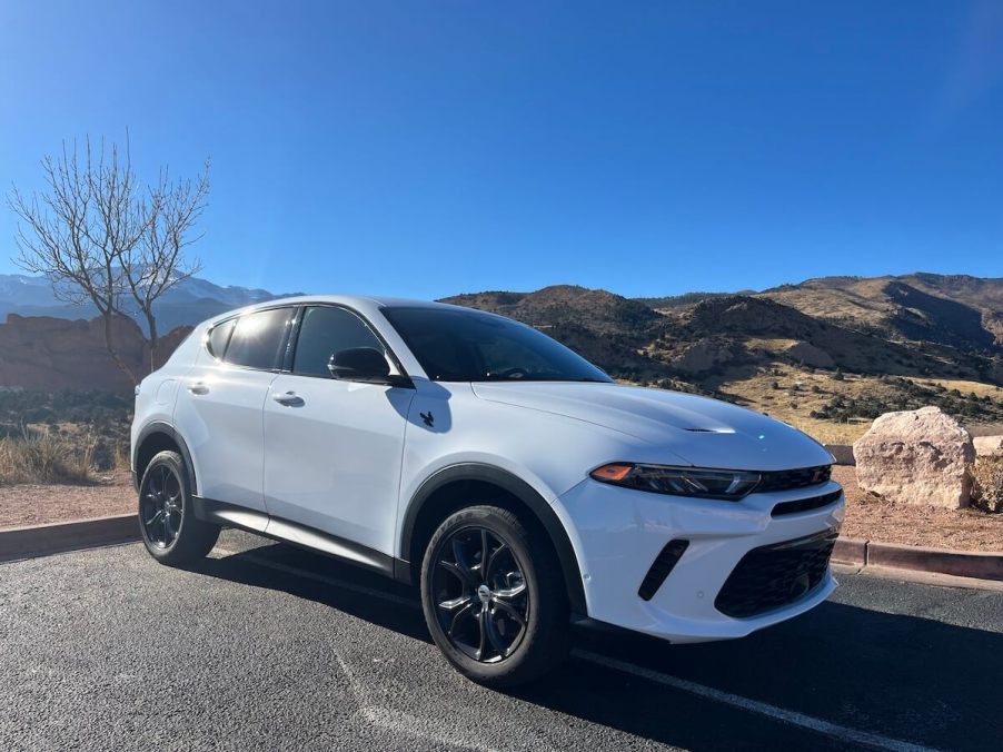 The front corner view of the 2023 Dodge Hornet GT Plus