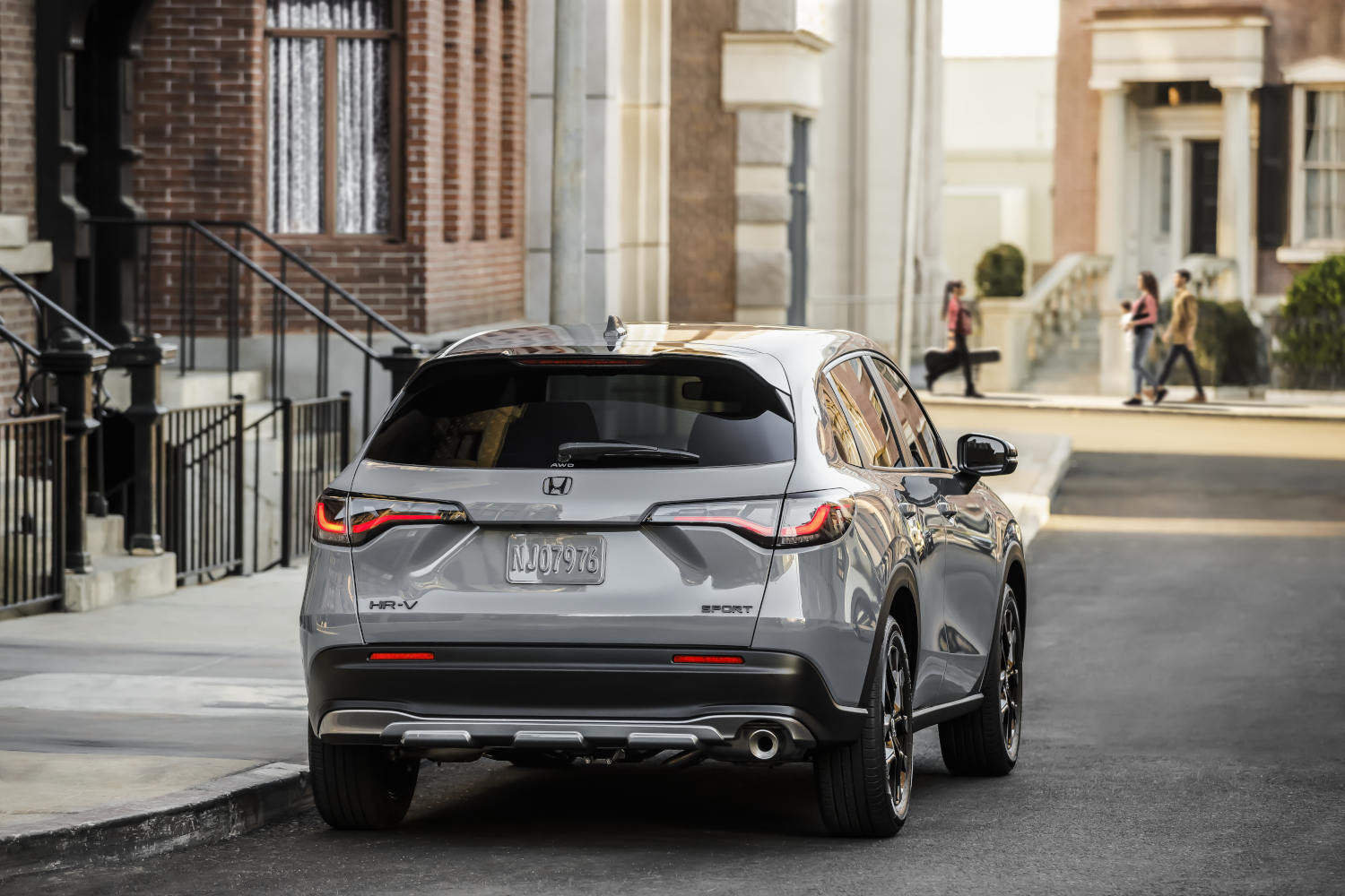 This 2023 Honda HR-V has rear windshield issues