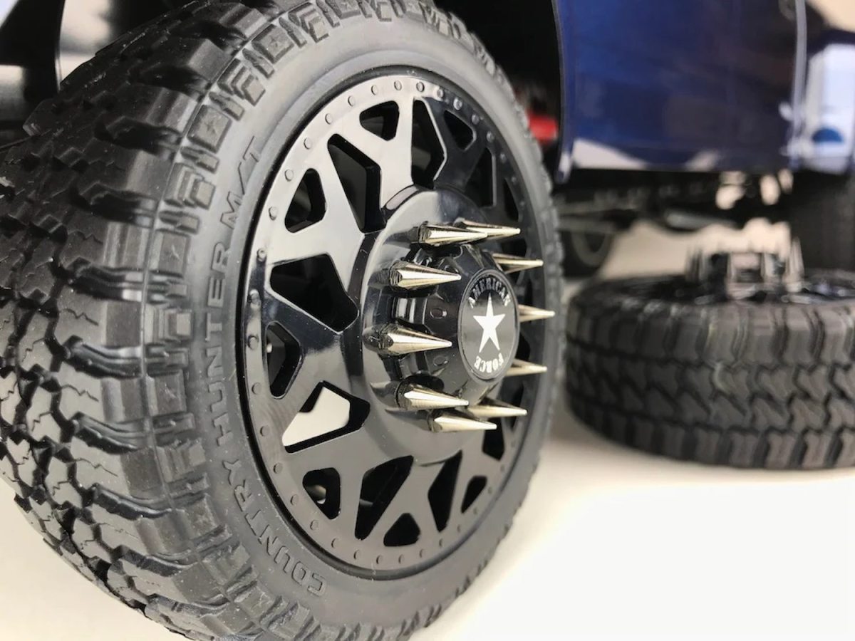 Are Spikes on Pickup Truck Wheels Actually Legal?