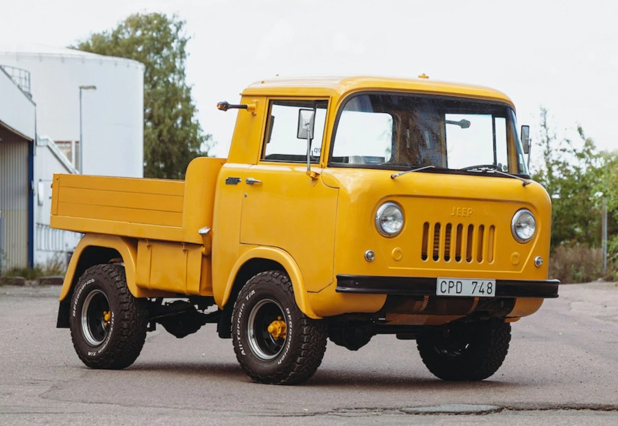 Willys Jeep FC-150 cab-over truck