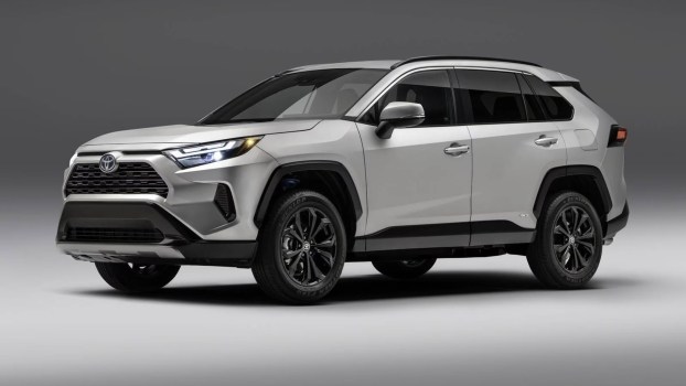 The Toyota RAV4 Hybrid Has a Ridiculous Wait Time