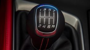 A C7 Corvette shows off its seven-speed manual transmission gear selector.