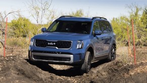 The 2024 Kia Telluride off-roading