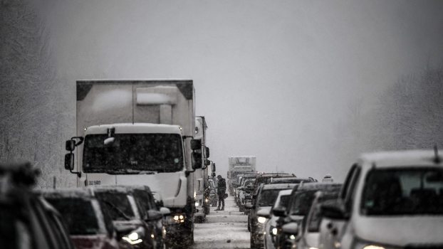 After 21-Hour Traffic Jam, Bakery Delivery Truck Gave Its Contents Away to Other Drivers