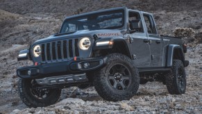 The 2023 Jeep Gladiator off-roading