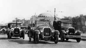 Francis Houdina's "American Wonder" a car controlled remotely without a driver, shown in 1925 on a Boston road