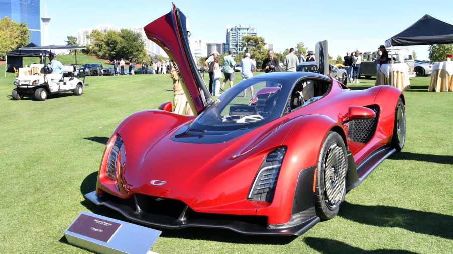 Regarding the fastest production cars, the Czinger 21C is one of them and it just broke a record at the Goodwood Festival of Speed.